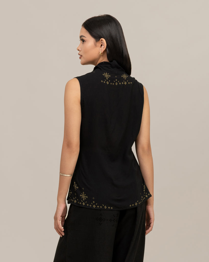Classic Wrap Top in Angkasa